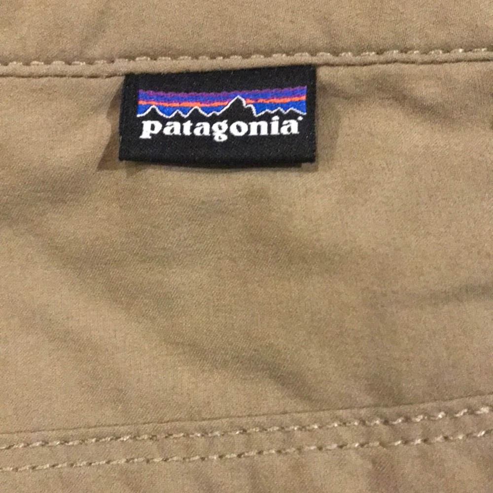Men’s Patagonia lightweight khakis